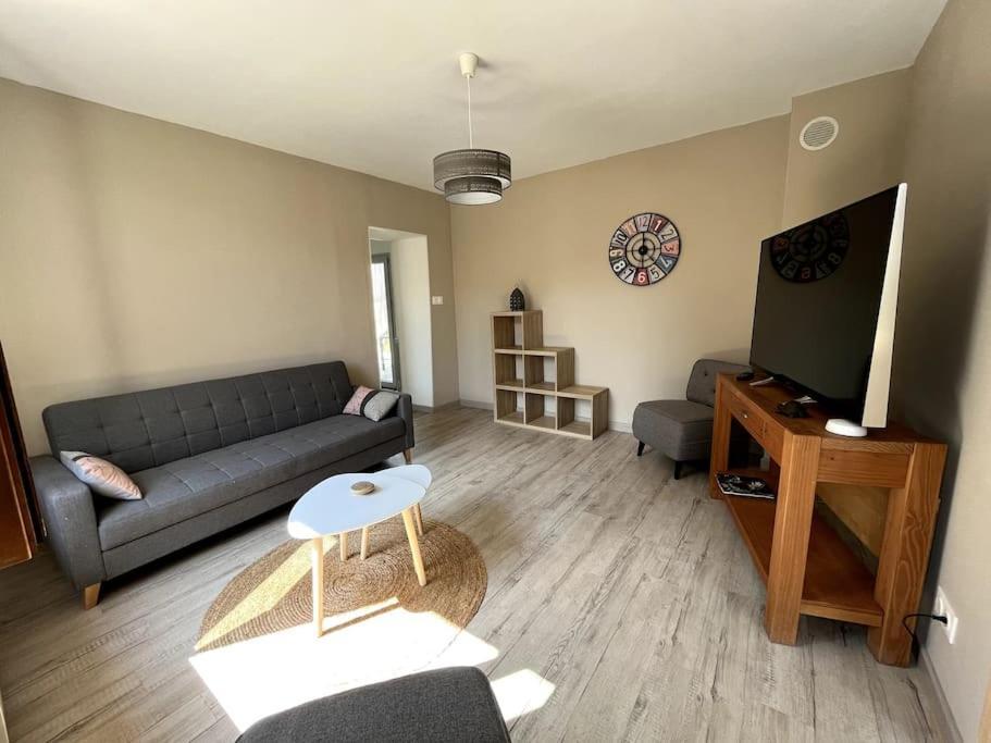 Vila La Cartelee Saint-Amand-Mont-Rond Exteriér fotografie